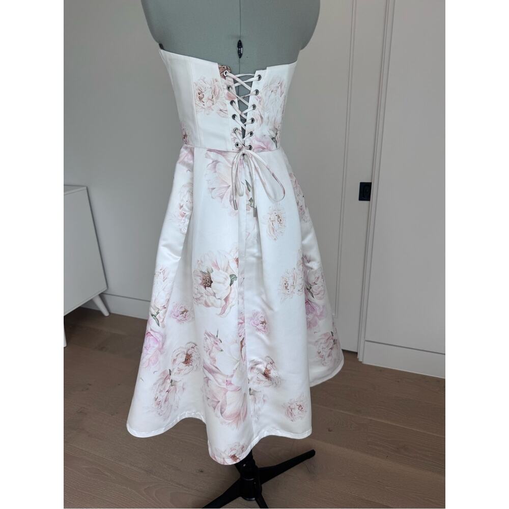 It’s Milla Strapless Floral Midi Dress in White and Blush